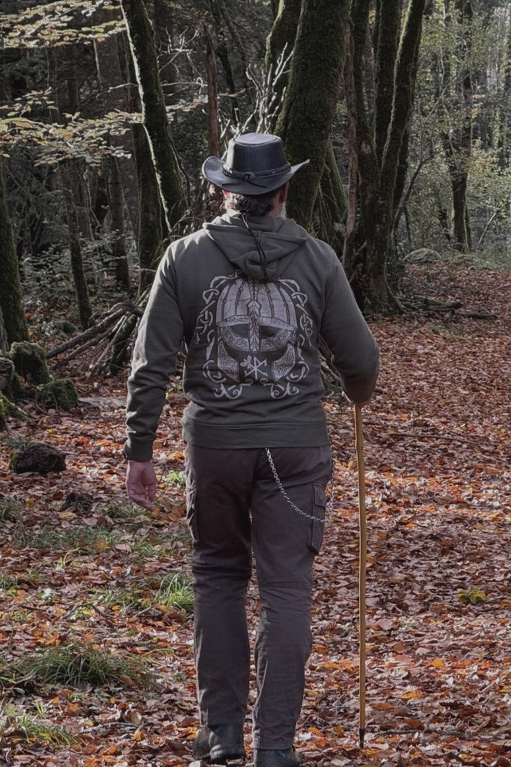 Denis mesure 175cm et porte du M